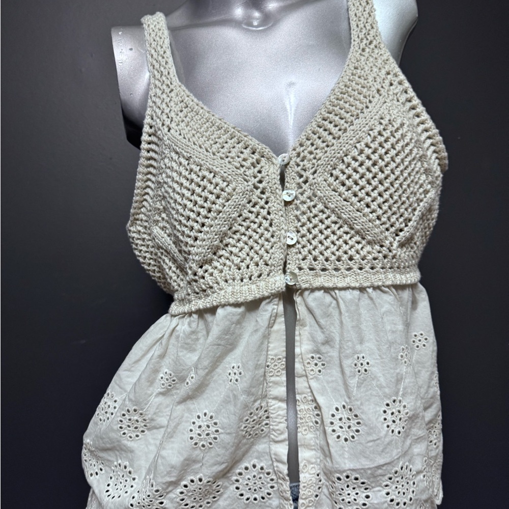 Room 34 Crochet Lace Summer Style Tank Top - Picture 2 of 4